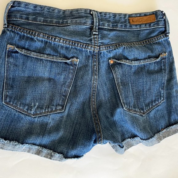 Stylish Women Denim Shorts for Summer - Picture 3 of 3